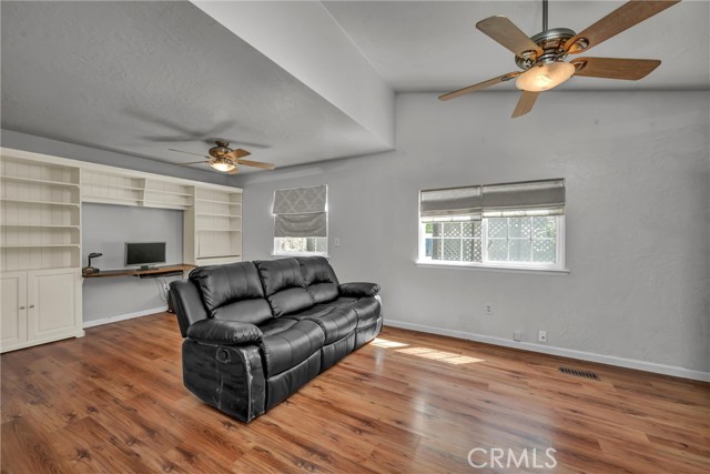 Detail Gallery Image 8 of 30 For 11668 Lakeview, Clearlake Oaks,  CA 95423 - 3 Beds | 2 Baths