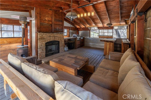 Detail Gallery Image 19 of 31 For 1090 W Alta Vista Ave, Big Bear City,  CA 92314 - 2 Beds | 1 Baths