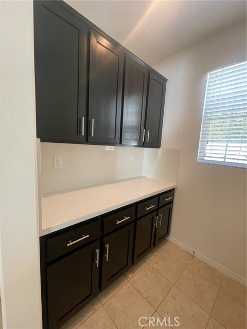 Detail Gallery Image 9 of 26 For 2955 S via Belamaria, Ontario,  CA 91762 - 5 Beds | 3 Baths