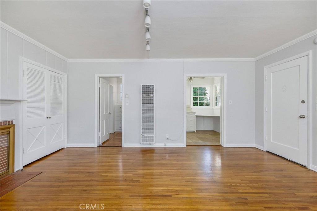 MLS #SB25271785 image #9