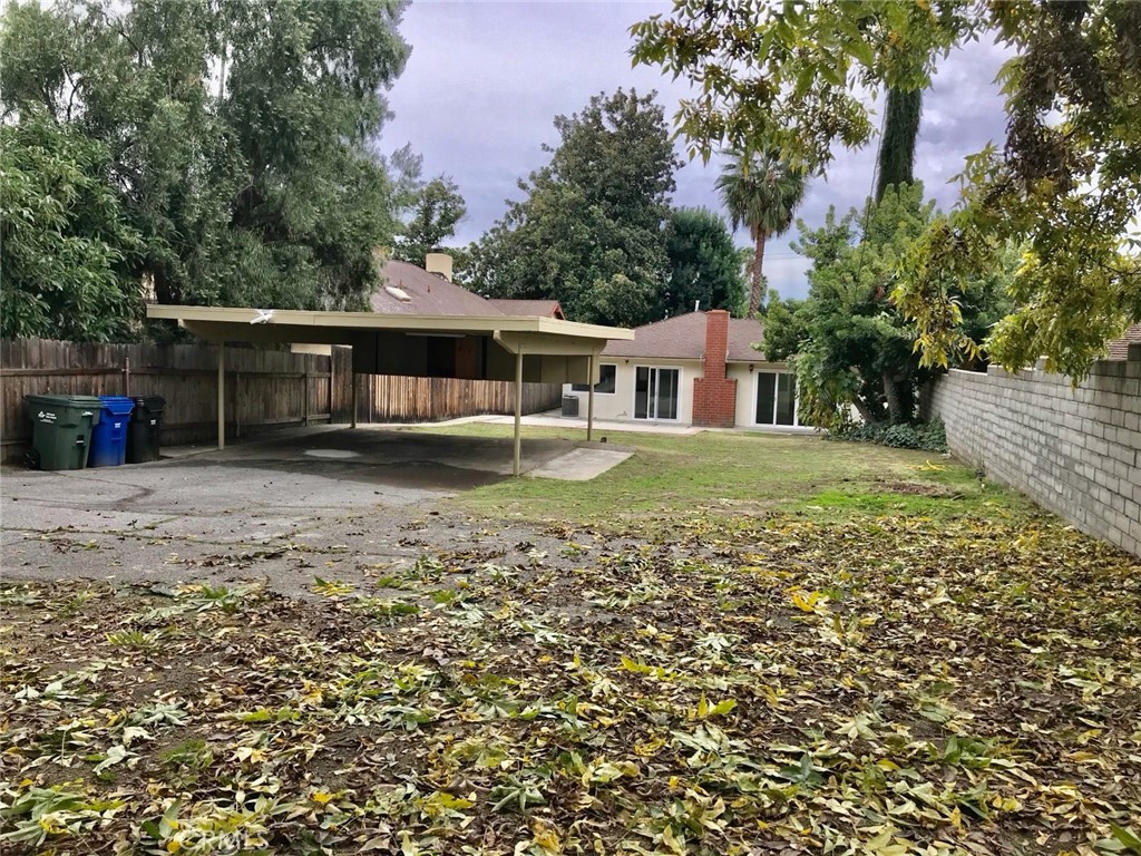 https://media.crmls.org/medias/75280767-6a7d-43e3-8985-65ab1f64190b.jpg?preset=X-Large