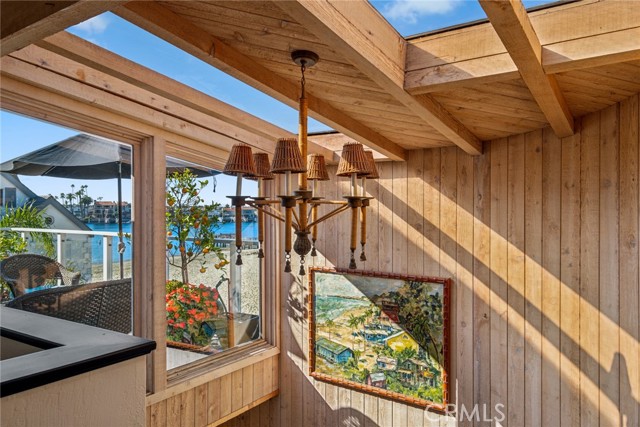 2616 Cove Street, Corona del Mar CA: https://media.crmls.org/medias/75281daf-14c6-4255-a5fc-1f60f8e72741.jpg