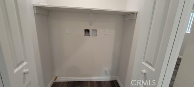 319 E Newhaven Lane, Glendora CA: https://media.crmls.org/medias/75281fac-3cac-4045-9d5c-5ac23347220f.jpg