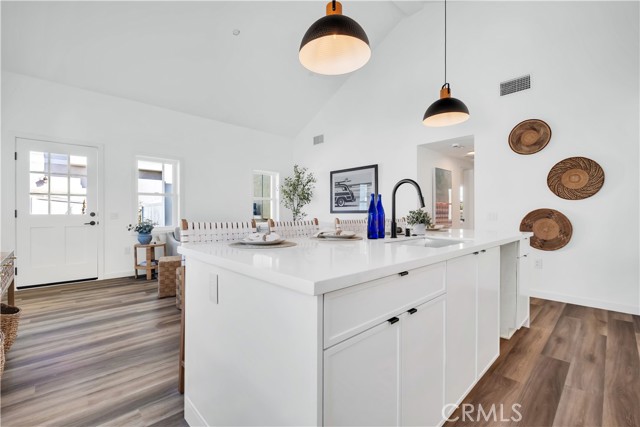 Detail Gallery Image 9 of 26 For 228 B Arena St #B,  El Segundo,  CA 90245 - 2 Beds | 2 Baths