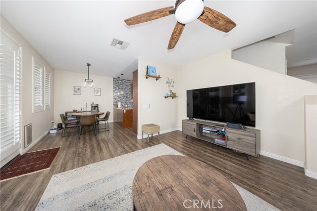 Detail Gallery Image 10 of 34 For 12068 Preston, Grand Terrace,  CA 92313 - 3 Beds | 2/1 Baths