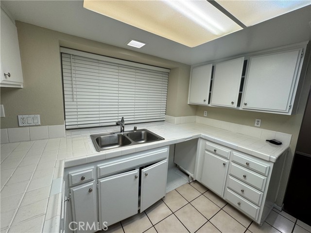 Detail Gallery Image 41 of 50 For 1160 Garnet, Palmdale,  CA 93550 - 4 Beds | 3 Baths