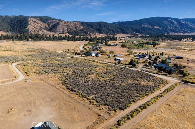 Detail Gallery Image 11 of 13 For 1085 Dusty Trl, Frazier Park,  CA 93225 - – Beds | – Baths