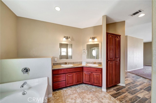 Detail Gallery Image 30 of 65 For 7315 W Avenue A8, Lancaster,  CA 93536 - 3 Beds | 3 Baths