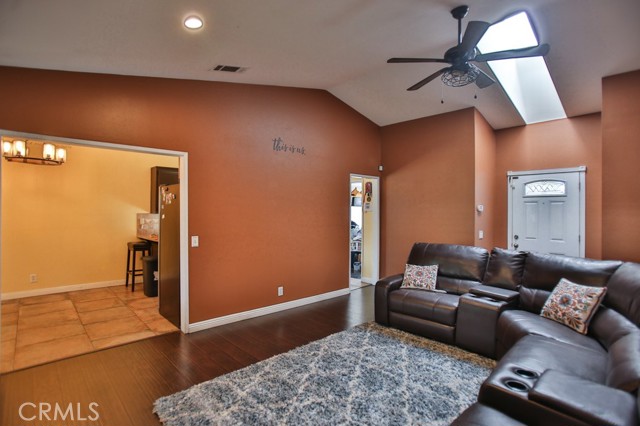 Detail Gallery Image 23 of 45 For 14202 Vincente Dr, Moreno Valley,  CA 92553 - 3 Beds | 2 Baths