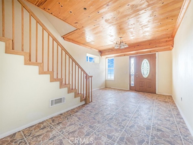 Detail Gallery Image 27 of 46 For 30134 Enchanted Way, Running Springs,  CA 92382 - 4 Beds | 3/1 Baths