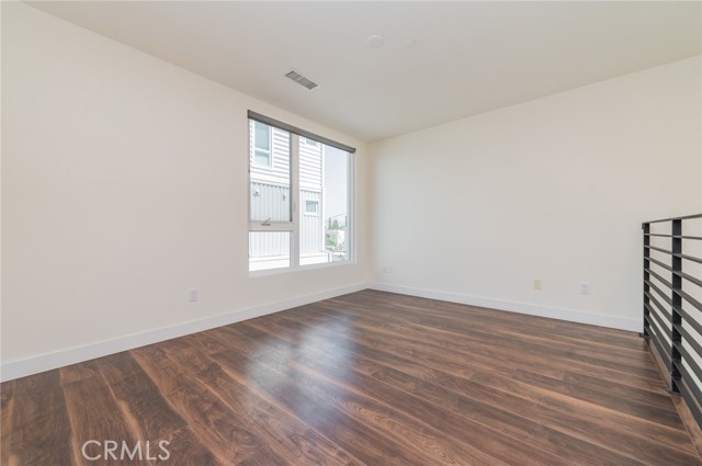 Detail Gallery Image 16 of 29 For 6016 W Beachwood Ln, Los Angeles,  CA 90038 - 3 Beds | 4 Baths