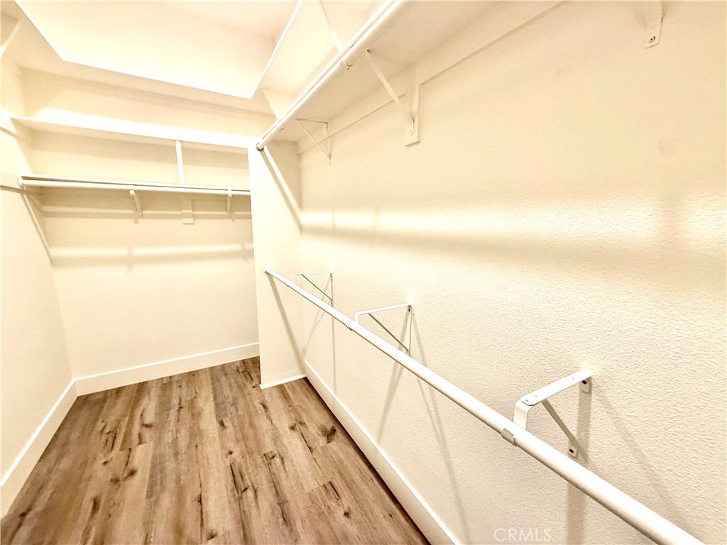 https://media.crmls.org/medias/752ada5d-eab3-4600-8e6f-09df76d5d1fe.jpg?preset=X-Large