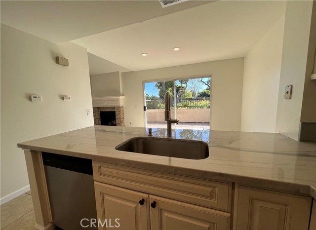 193 Stanford Court, Irvine CA: https://media.crmls.org/medias/752c8e5a-c3ad-40cd-9efb-61a228135c5c.jpg