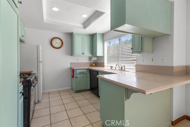 Detail Gallery Image 16 of 36 For 5049 N Varsity Ave, San Bernardino,  CA 92407 - 5 Beds | 2/1 Baths