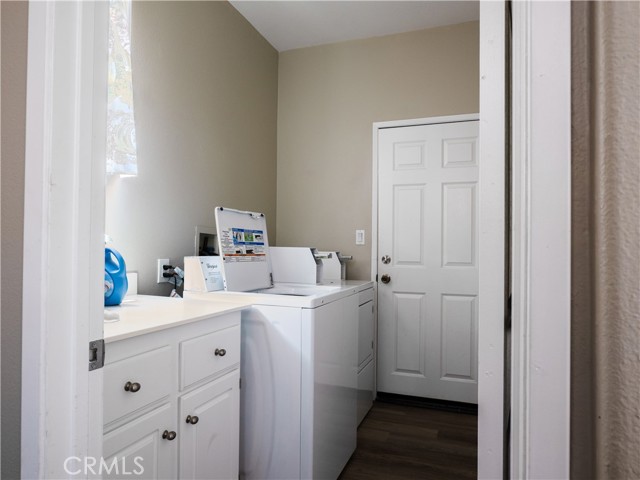 1870 Rosemont Circle, San Jacinto CA: https://media.crmls.org/medias/752deac4-9b05-499a-9c7c-05ec355f5fc1.jpg