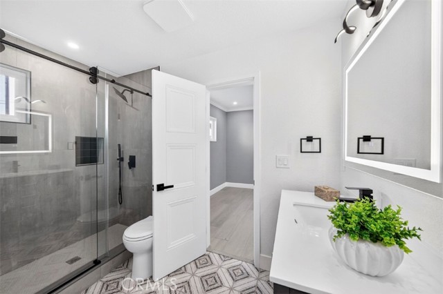 Detail Gallery Image 15 of 27 For 4761 W 141st, Hawthorne,  CA 90250 - 4 Beds | 3 Baths