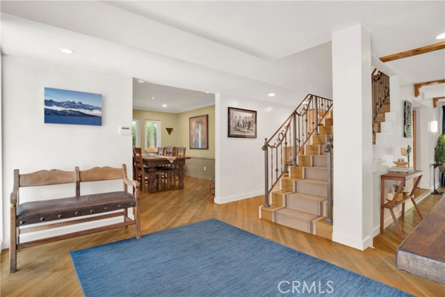 Detail Gallery Image 15 of 45 For 11967 Sunshine Ter, Studio City,  CA 91604 - 4 Beds | 3 Baths
