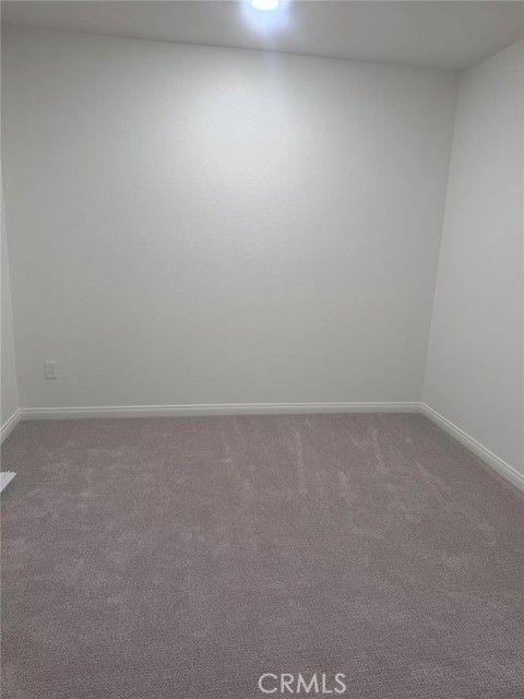 Detail Gallery Image 12 of 19 For 4254 S Laguna Ave, Ontario,  CA 91761 - 3 Beds | 2/1 Baths