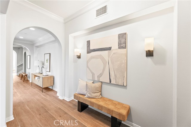 Detail Gallery Image 6 of 60 For 54 Valley Terrace, Irvine,  CA 92603 - 5 Beds | 4/1 Baths