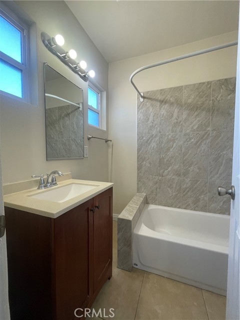 Detail Gallery Image 17 of 25 For 868 W Walnut Ave #G,  Monrovia,  CA 91016 - 3 Beds | 2 Baths