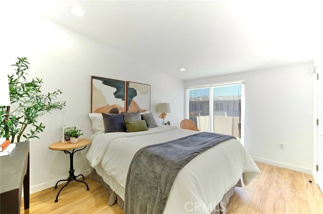 Detail Gallery Image 14 of 51 For 1462 Merion Way M2 - 30k,  Seal Beach,  CA 90740 - 2 Beds | 2 Baths
