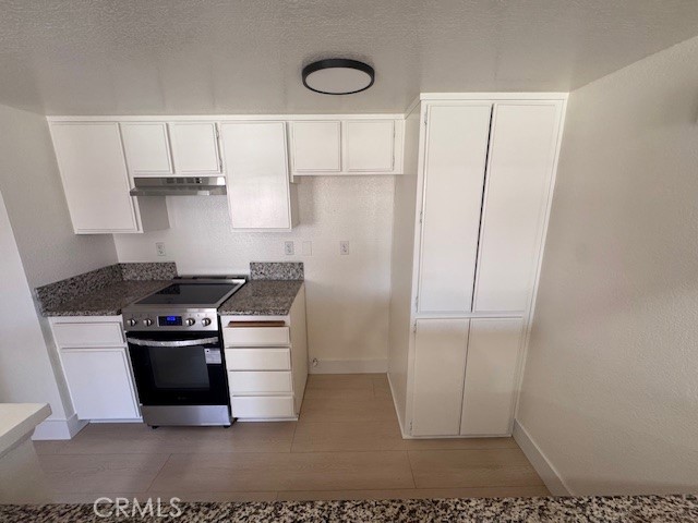 Detail Gallery Image 12 of 22 For 3635 Oak Creek, Ontario,  CA 91761 - 2 Beds | 2 Baths