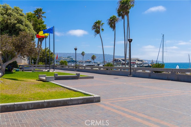 210 The Village, Redondo Beach, California 90277, 2 Bedrooms Bedrooms, 0 ,2 BathroomsBathrooms,Residential,For Sale,The Village,0,DW26180621