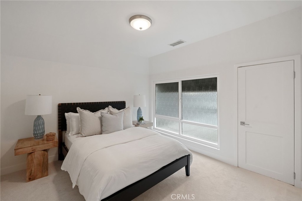 MLS #OC25257437 image #37