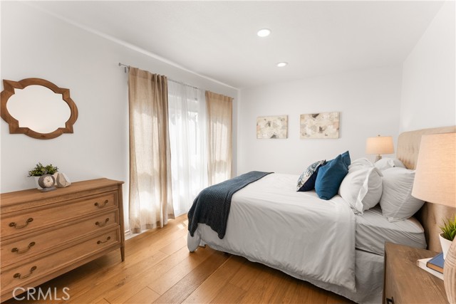 23721 Sarda Road, Valencia CA: https://media.crmls.org/medias/7534134f-ce28-4cdd-b233-39b0df84f396.jpg