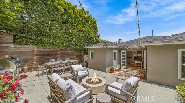 753 Loma Vista Street, El Segundo CA: https://media.crmls.org/medias/7534403f-f7bc-4cf1-a56d-4a074b6cf3f2.jpg