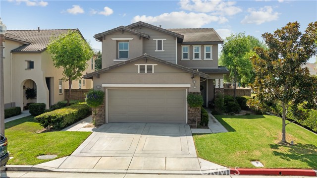 Detail Gallery Image 1 of 51 For 13102 Melon Ave, Chino,  CA 91710 - 3 Beds | 2/1 Baths