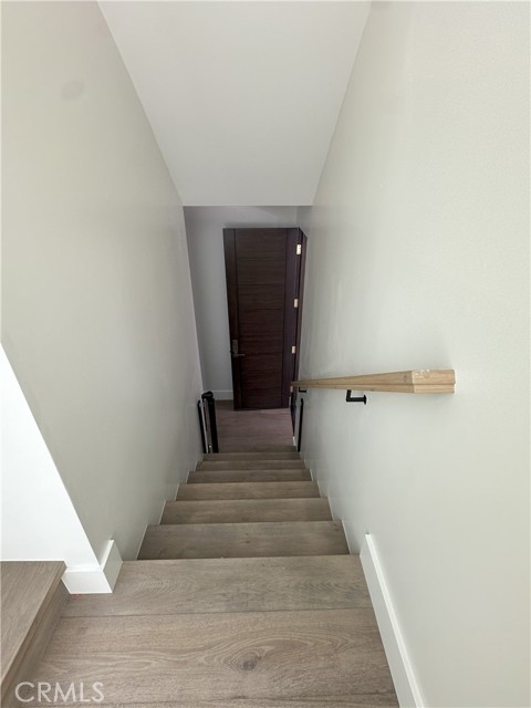 Detail Gallery Image 8 of 36 For 230 2nd St, Huntington Beach,  CA 92648 - 3 Beds | 3/2 Baths