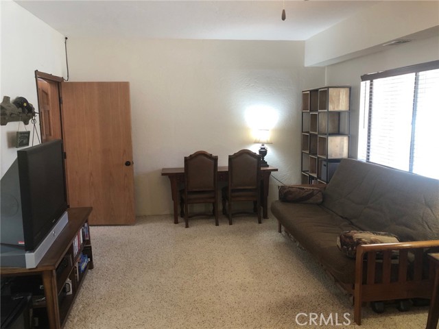 Detail Gallery Image 3 of 15 For 1772 Columbine Dr a,  Big Bear City,  CA 92314 - 1 Beds | 1 Baths