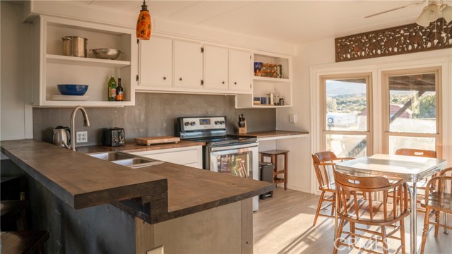 Detail Gallery Image 22 of 47 For 52131 Pipes Canyon Rd, Pioneertown,  CA 92268 - 2 Beds | 1 Baths
