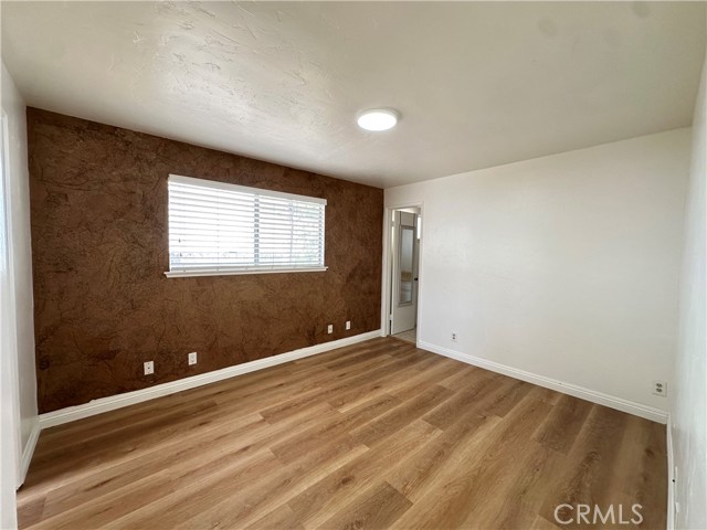408 8th Street, Huntington Beach CA: https://media.crmls.org/medias/7535ff7e-e83d-4fc2-b6bf-c6072ca137aa.jpg