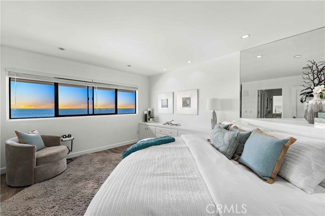 89 Blue Lagoon Villa, Laguna Beach CA: https://media.crmls.org/medias/753677b5-d28e-4c56-8f45-8320a3ed988c.jpg