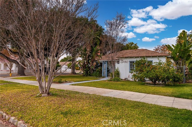 Detail Gallery Image 6 of 36 For 524 W Fern Ave, Redlands,  CA 92373 - 2 Beds | 1/1 Baths