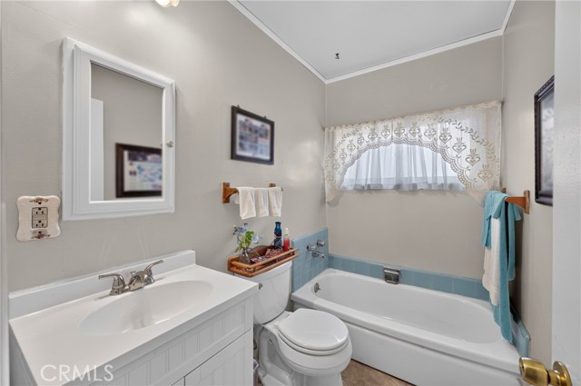 10928 Jamie photo 14