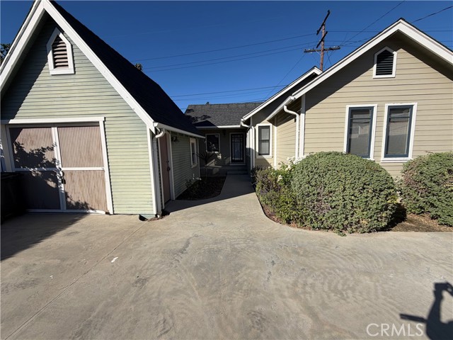 Detail Gallery Image 2 of 14 For 547 E Jefferson, Orange,  CA 92866 - 2 Beds | 1 Baths