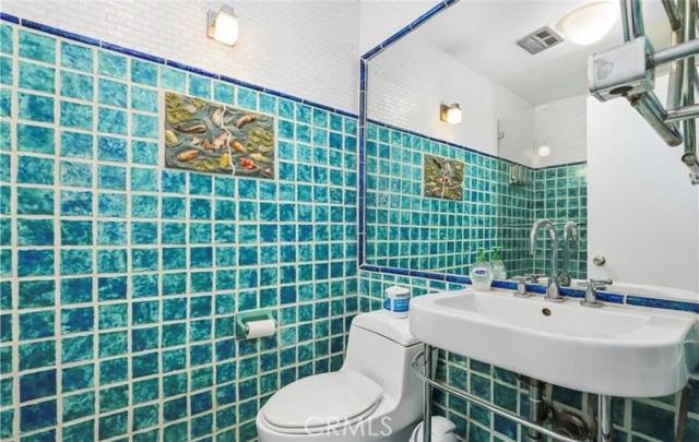 Detail Gallery Image 19 of 27 For 950 N Kings Rd #245,  West Hollywood,  CA 90069 - 1 Beds | 1 Baths