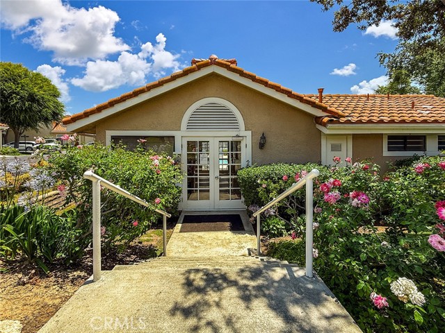 4766 Taranto Way, Oak Park CA: https://media.crmls.org/medias/7537bab1-5f39-43d2-88e0-a3a7fb1cc217.jpg