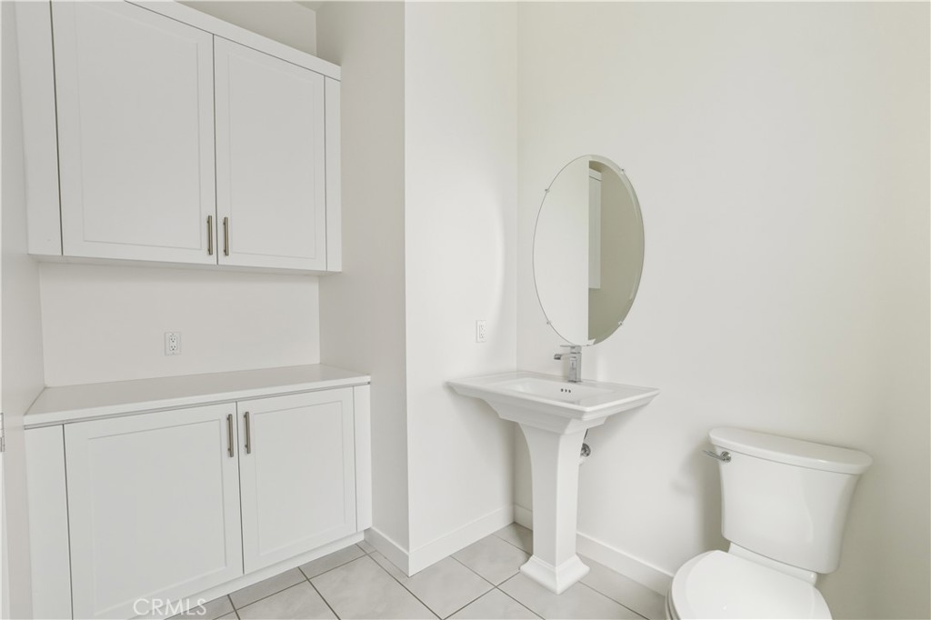 MLS #OC25225551 image #13