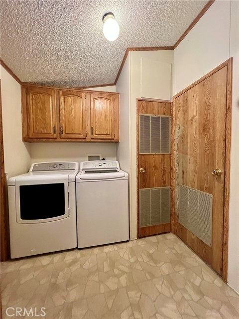 24600 Mountain Ave, Hemet CA: https://media.crmls.org/medias/7538d3b2-b410-42c8-aa65-87f5ccea51a6.jpg