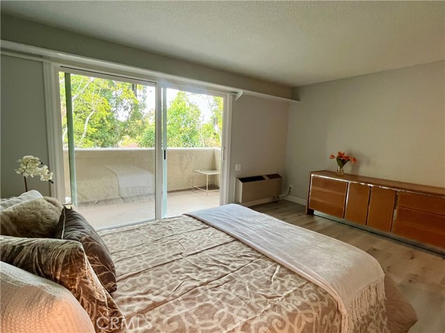 2057 Via Mariposa E, Laguna Woods CA: https://media.crmls.org/medias/7538f08c-43c6-45af-a44c-ab5cf54e92e6.jpg