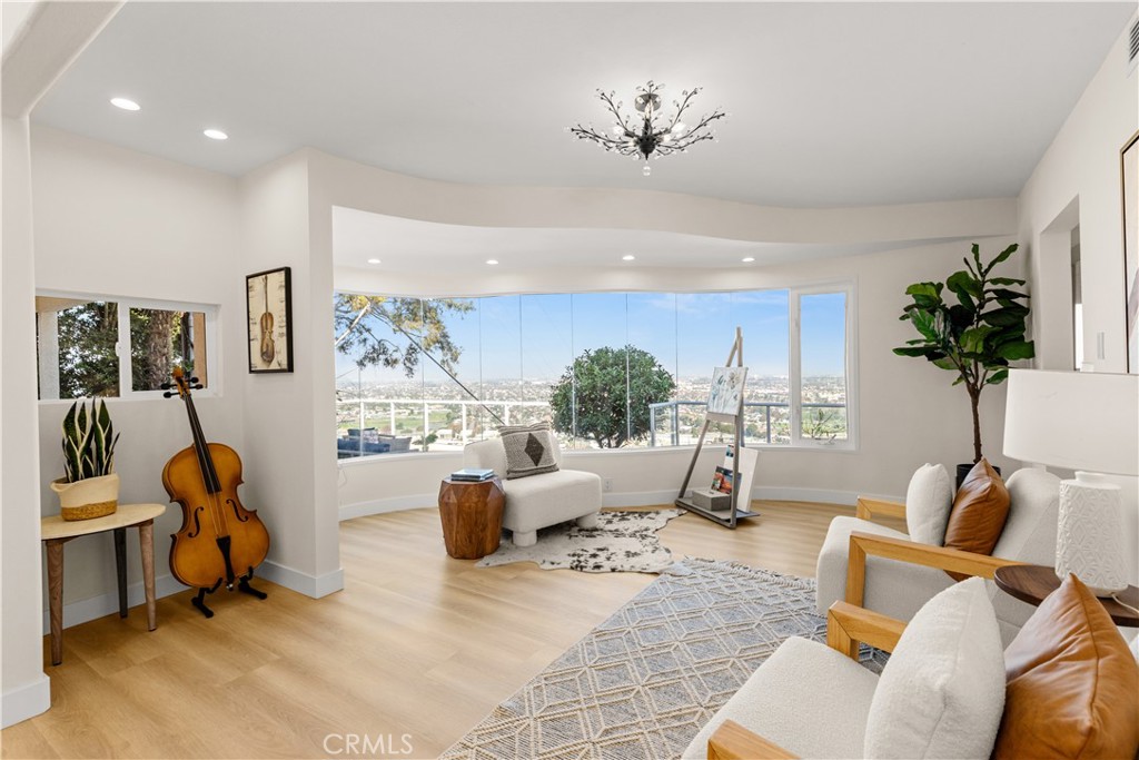 MLS #OC25263563 image #10