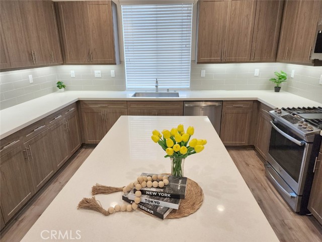 1220 W La Habra Boulevard, La Habra CA: https://media.crmls.org/medias/753abefd-bcd7-4b4a-a781-e432a85c9906.jpg