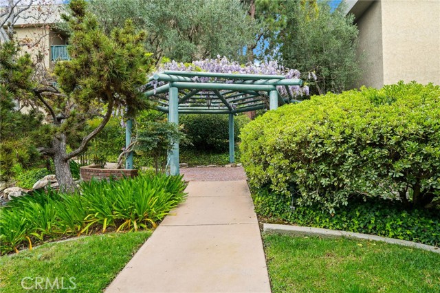 Detail Gallery Image 44 of 46 For 576 N Bellflower Bld #236,  Long Beach,  CA 90814 - 2 Beds | 2 Baths