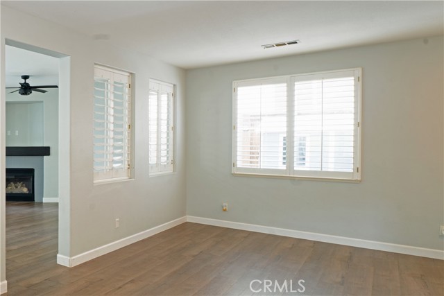 Detail Gallery Image 8 of 35 For 27740 Elkwood Ln, Castaic,  CA 91384 - 4 Beds | 3 Baths