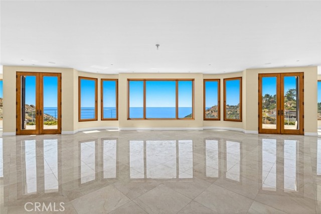 24517 Piuma Road, Malibu CA: https://media.crmls.org/medias/753bc92b-38c6-4996-9a7d-5f0d55c76cee.jpg