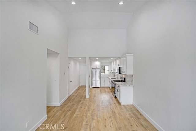 1410 Coranado Avenue, Long Beach CA: https://media.crmls.org/medias/753cbfbd-891b-40e6-975f-bcd4d60b4c4d.jpg